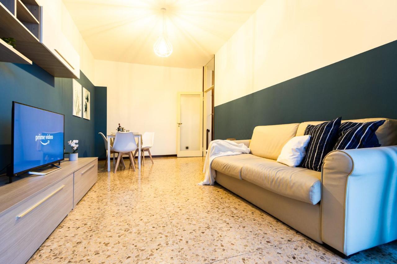Blue Wave Apartment Arona - Lago Maggiore Exterior foto
